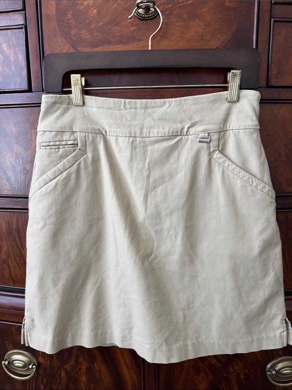 Golf Skirt - Classic Women's Golf Skirt with shorts underneath. Pockets.